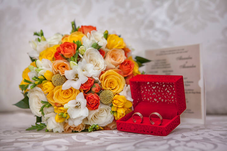 Bouquet e anelli cerimoniali