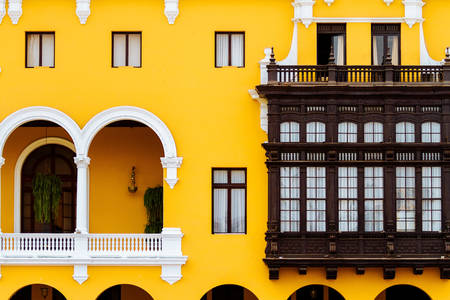 Балкони на кметството на Лима