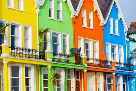 Case colorate în Irlanda