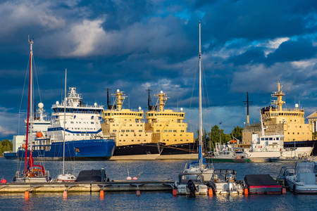 Круїзні лайнери в порту Гельсінкі