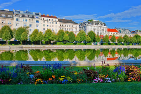 Canal del Danubio en Viena