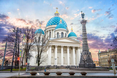 Sobór Świętej Trójcy w Petersburgu