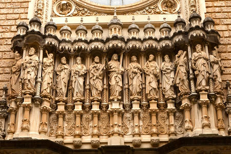 Fassade des Montserrat-Klosters
