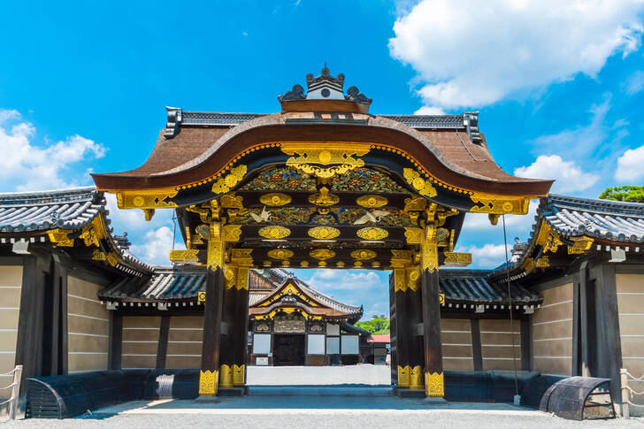 Main gate of Ninomaru Palace