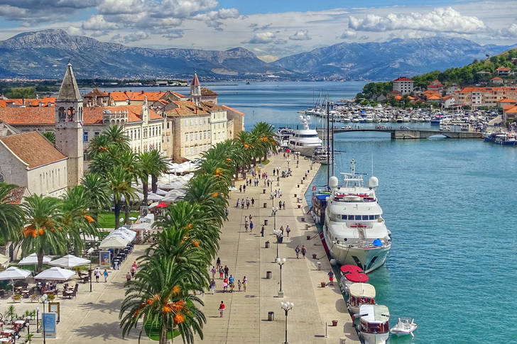 Набережна в Трогире