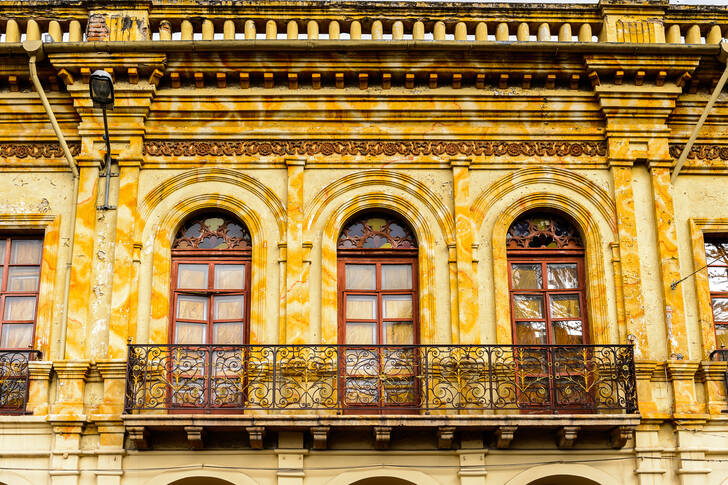 Fasada budynku w Cuenca
