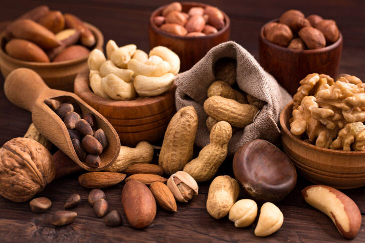 Olika typer av nötter