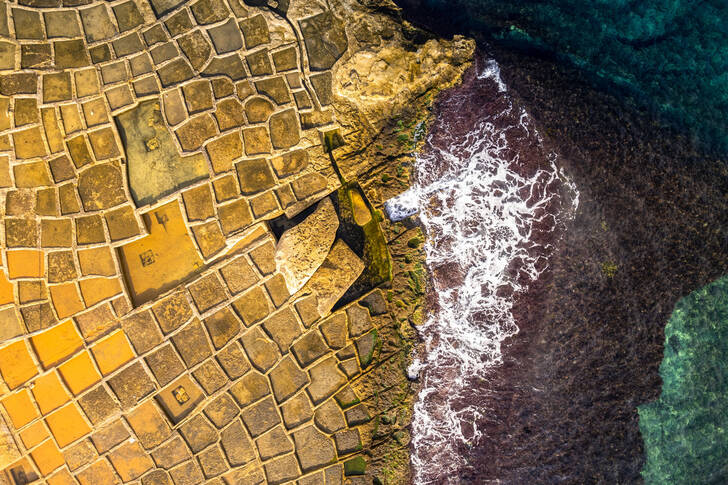 Malta'daki tuz bataklıkları