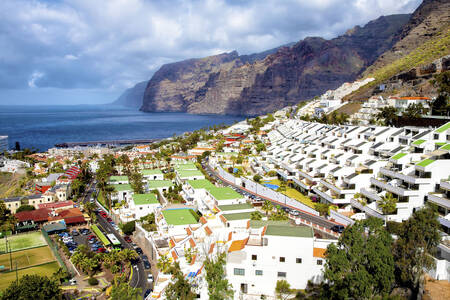 The city of Los Gigantes