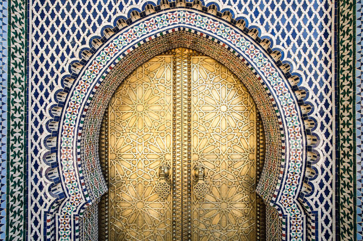Pintu emas Istana Kerajaan di Fez