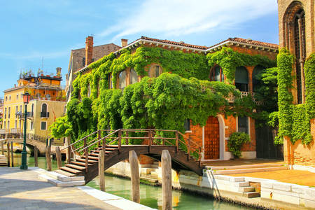 Къщи във Венеция