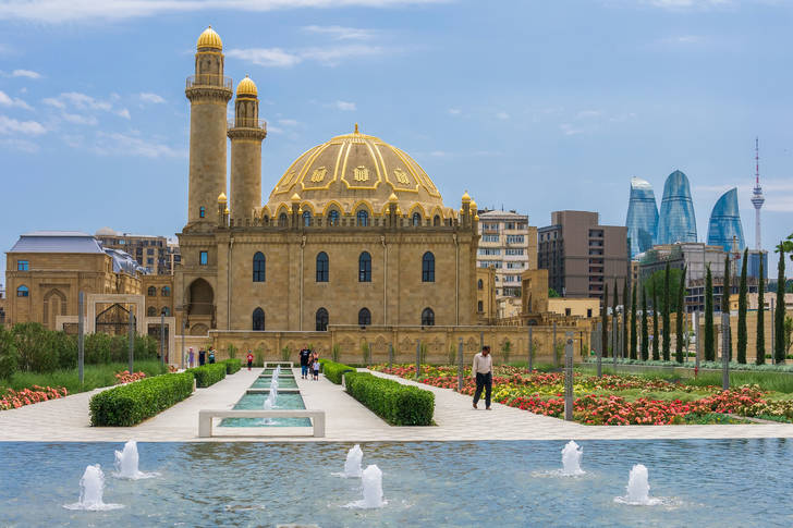 Tezepir Mosque in Baku