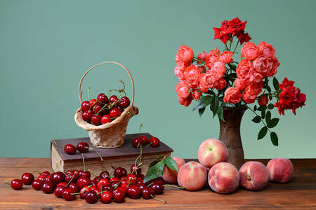Blommor, körsbär och persikor