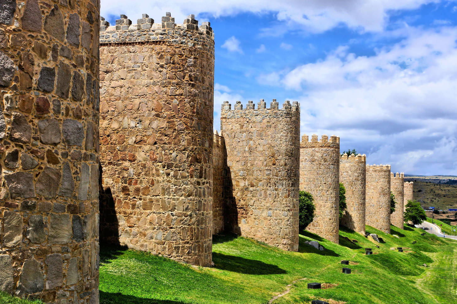 View of the fortress wall of Avila Jigsaw Puzzle (Countries, Spain