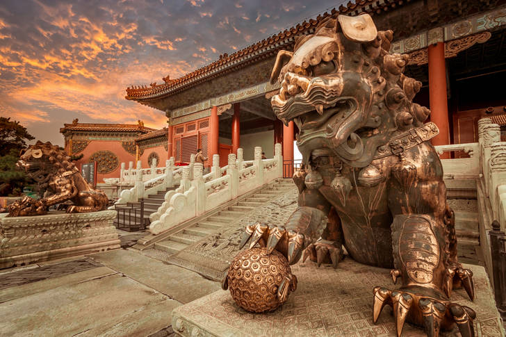 Lion sculpture in the Forbidden City