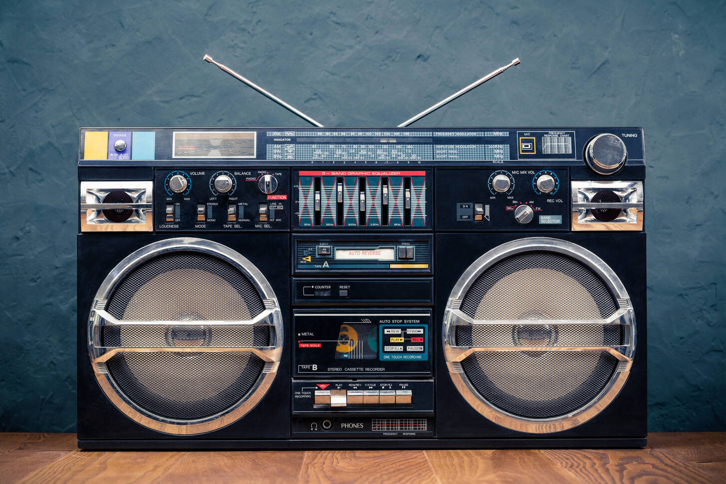 Cassette recorder Jigsaw Puzzle (History, Retro) Puzzle Garage