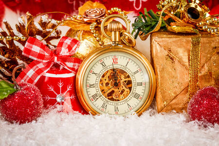 Часы и подарки
