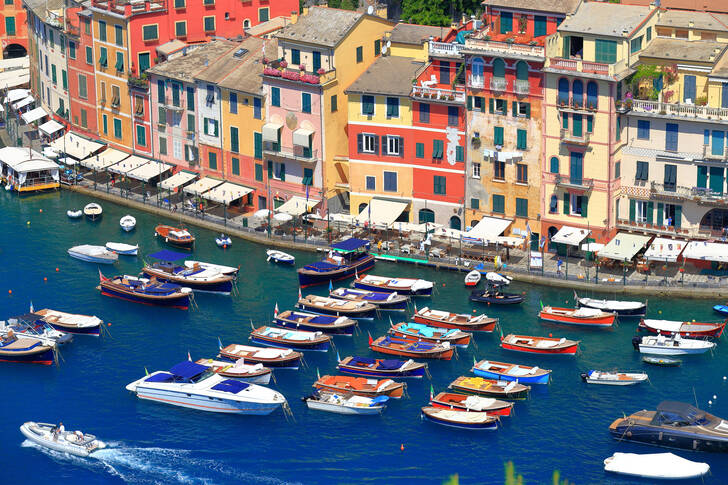 Båtar i Portofino, Italien