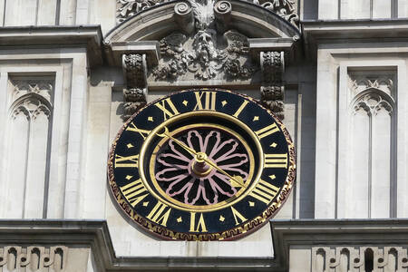 Uhr an der St. Peter's Church, Westminster