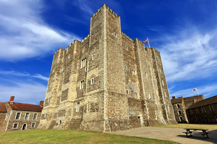 Hrad Dover proti obloze