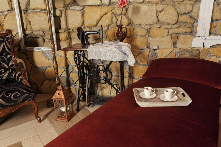 Rustikální interiér pokoje