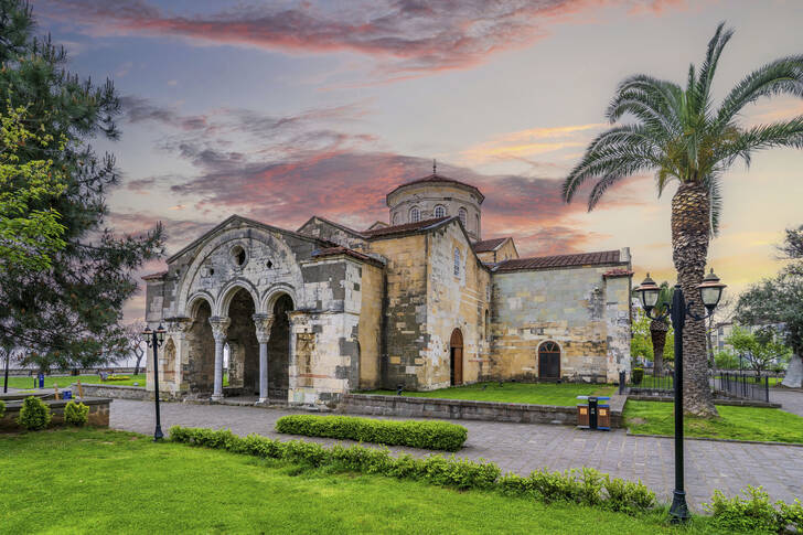 Hagia Sofia při západu slunce, Trabzon