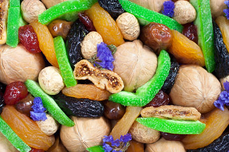 Nötter och torkade frukter