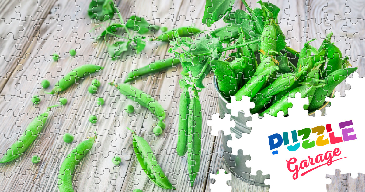 Pods of green peas on the table Jigsaw Puzzle (Plants, Vegetables) Puzzle Garage