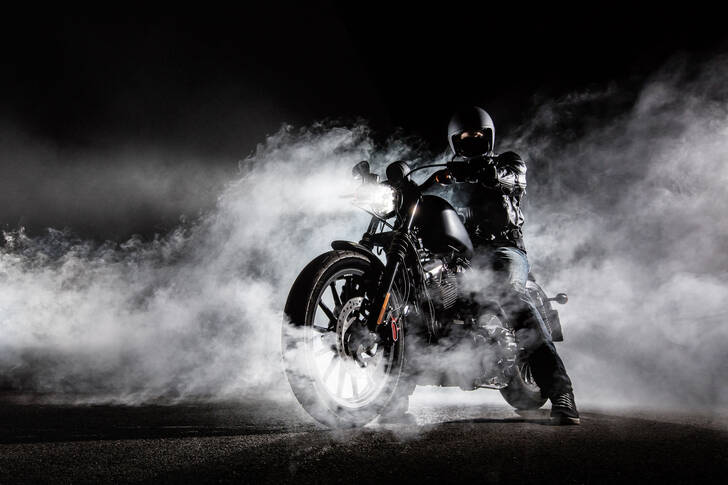 Corridore nella nebbia