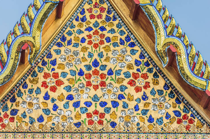 The roof of Wat Pho Temple in Bangkok