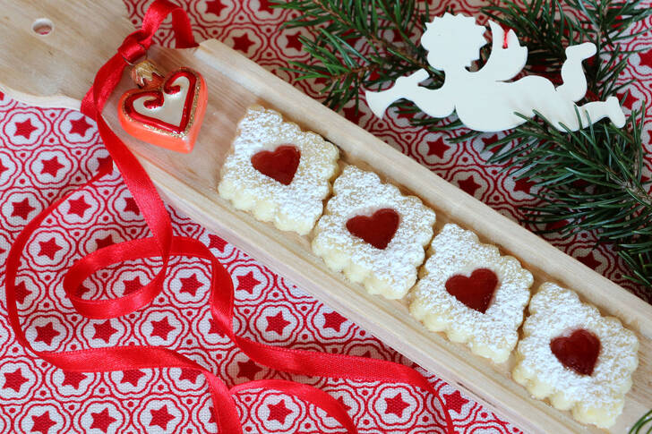 Sušenky Spitzbuben se srdíčky