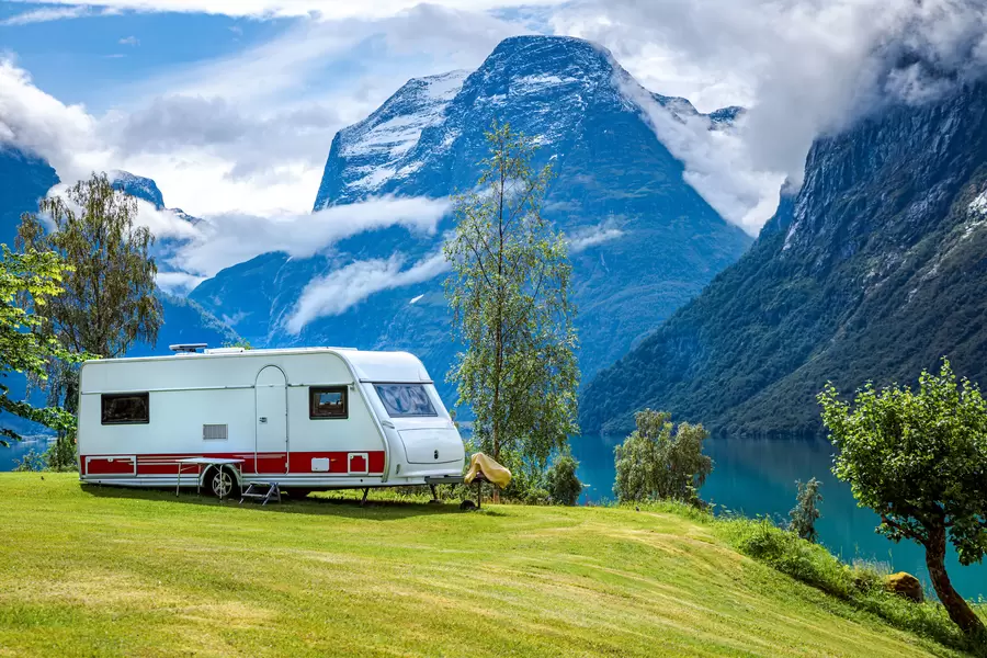 Bobiltilhenger i fjellene