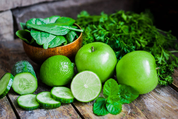 Green fruits, vegetables and herbs