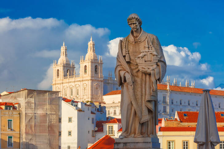 Statuia Sfântului Vincențiu, Lisabona