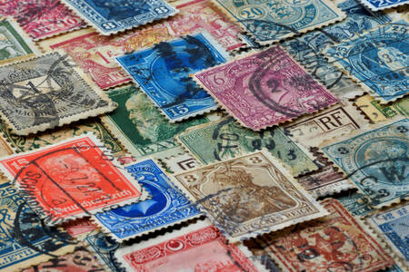 Kolekcja starych znaczków