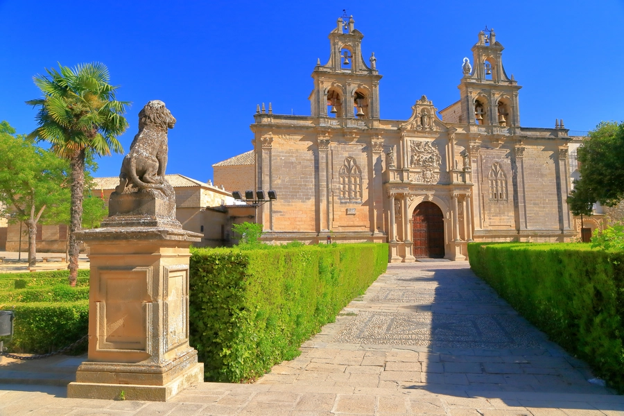 Bazylika Santa Maria de los Reales Alcazares
