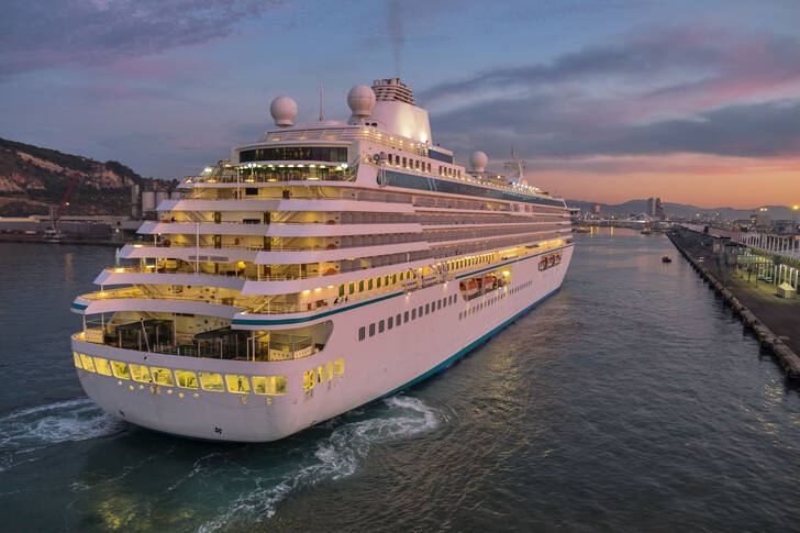 Cruise ship in Barcelona