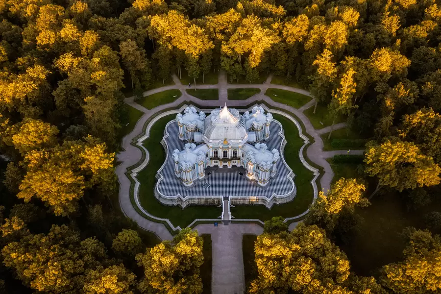 Pohľad zhora na Ermitážny pavilón