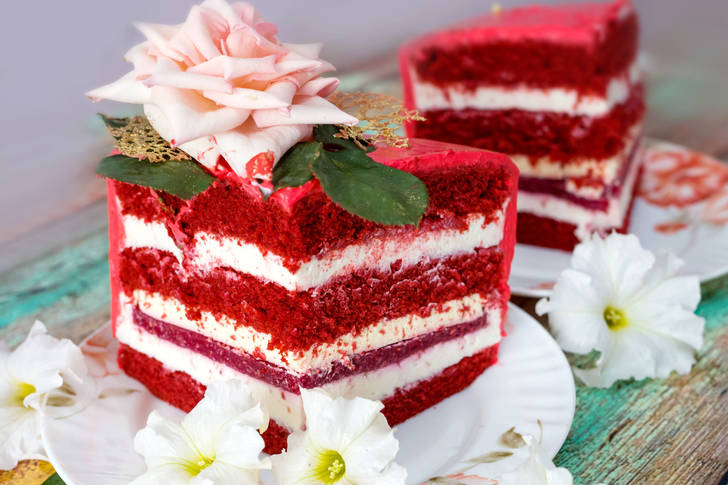 Červený sametový dort