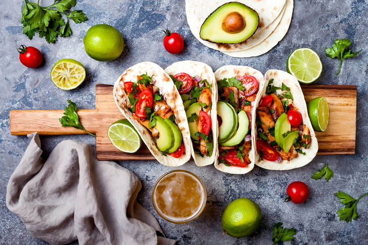 Tacos with chicken and avocado