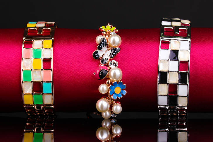 Bracelets multicolores