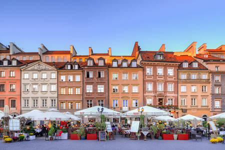 Fasady budynków w Warszawie