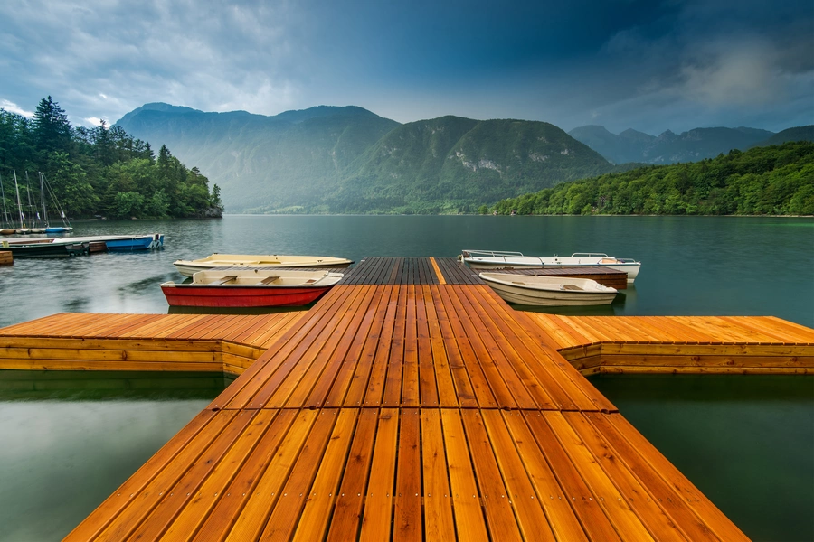 Kabut di atas Danau Bohinj