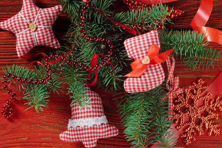 Leker på en grangren