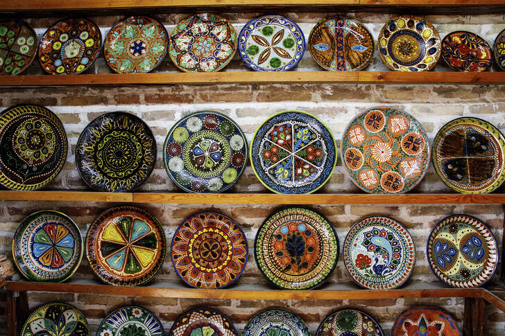 Traditional handmade Uzbek plates