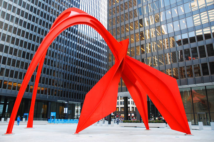 Sculpture "Flamingo" in Chicago