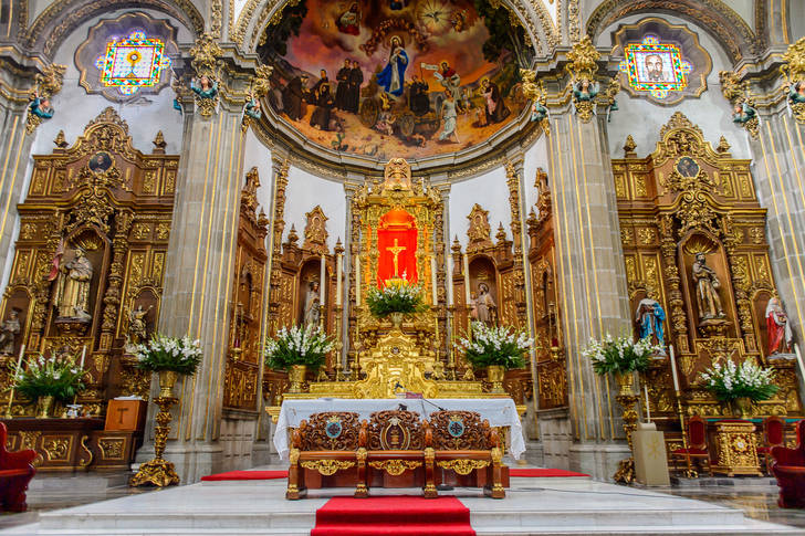 The interior of the parish of San Juan Bautista