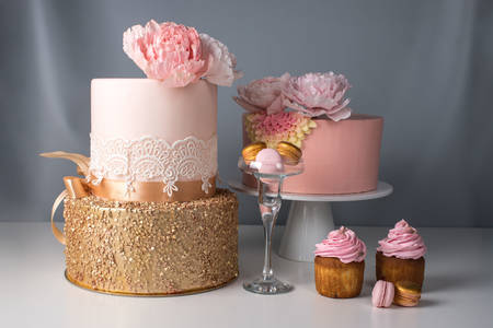 Свадебные торты и пирожные