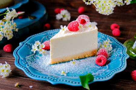 Cheesecake on a blue plate
