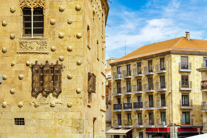 Casa com conchas em Salamanca